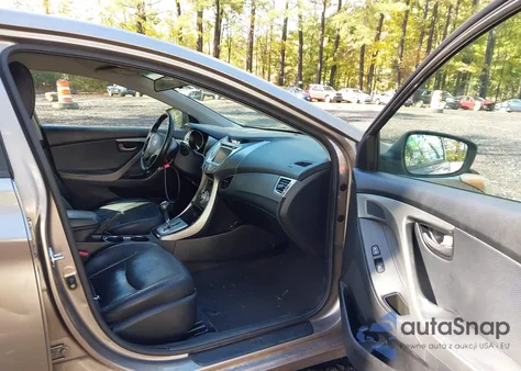 2012 Hyundai Elantra Limited z USA, uszkodzony, nr VIN 5NPDH4AE2CH090352